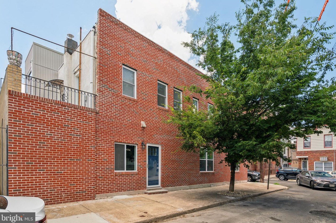 1220 Mifflin St, Philadelphia, PA 19148-2139