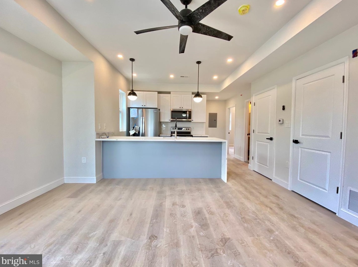 6100 Ridge Ave, Philadelphia, PA 19128-1603