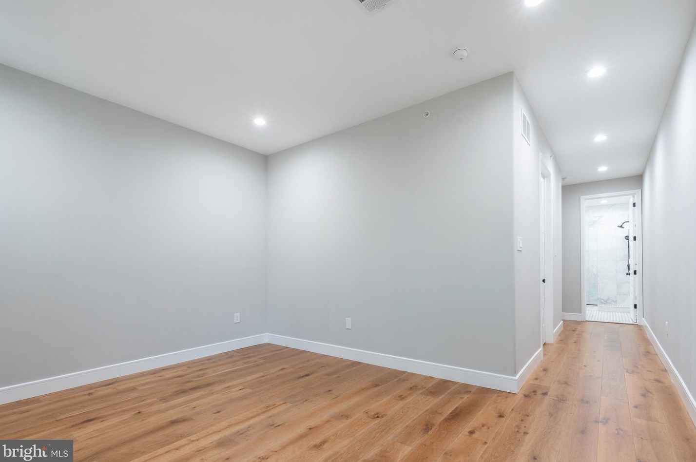 2211 Naudain St, Philadelphia PA  19146-1109 exterior