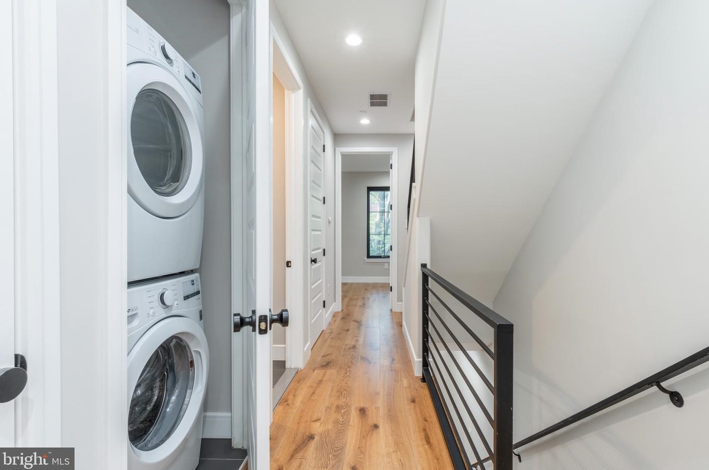 2211 Naudain St, Philadelphia PA  19146-1109 exterior