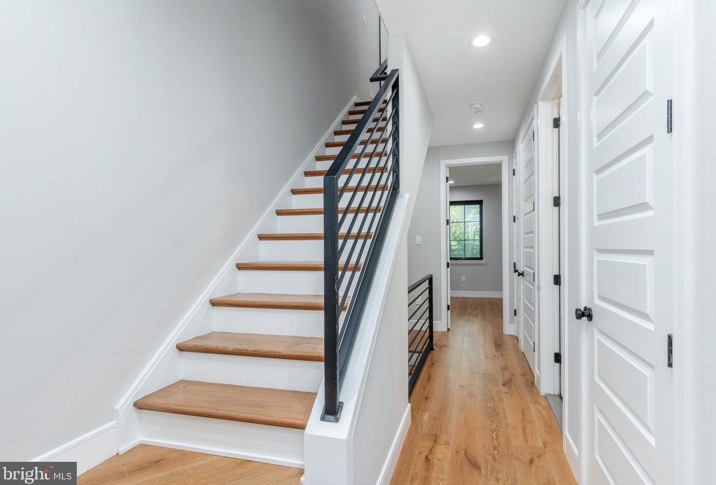 2211 Naudain St, Philadelphia PA  19146-1109 exterior