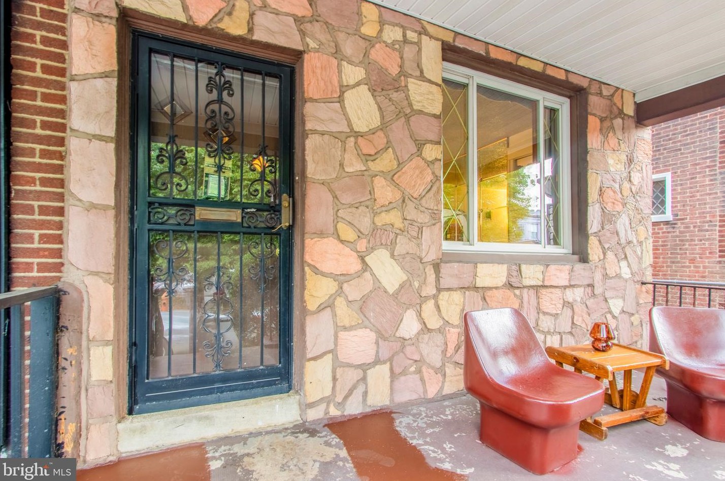 4861 Sydenham St, Philadelphia, PA 19141-2120