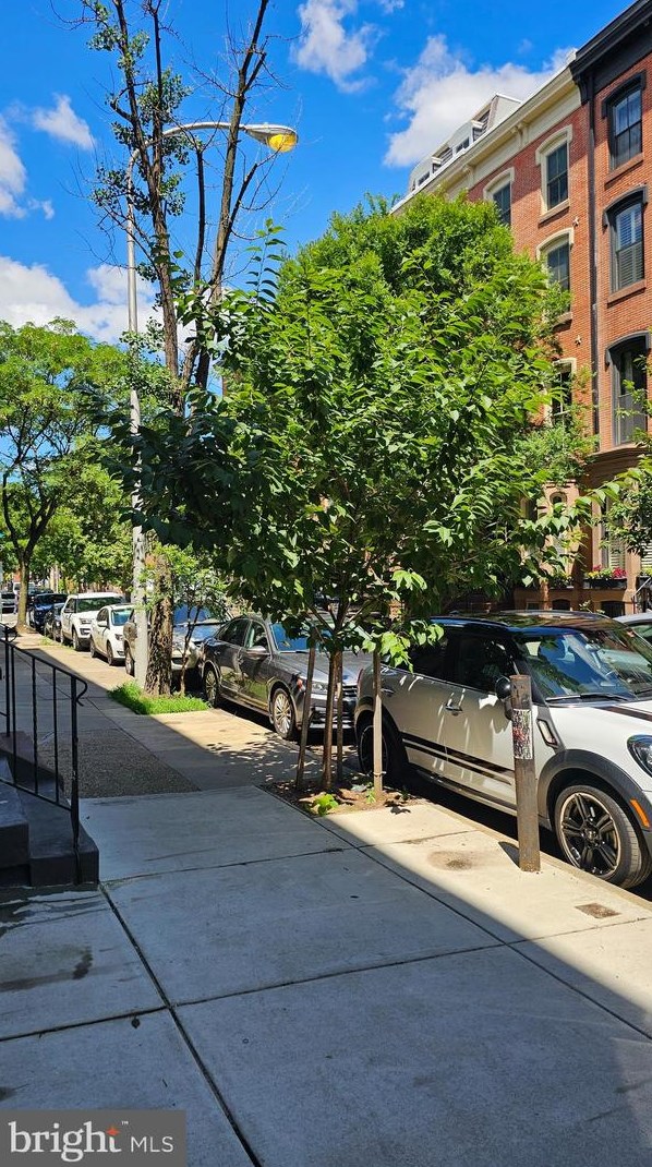 1524 Pine St, Philadelphia, PA 19102-4647