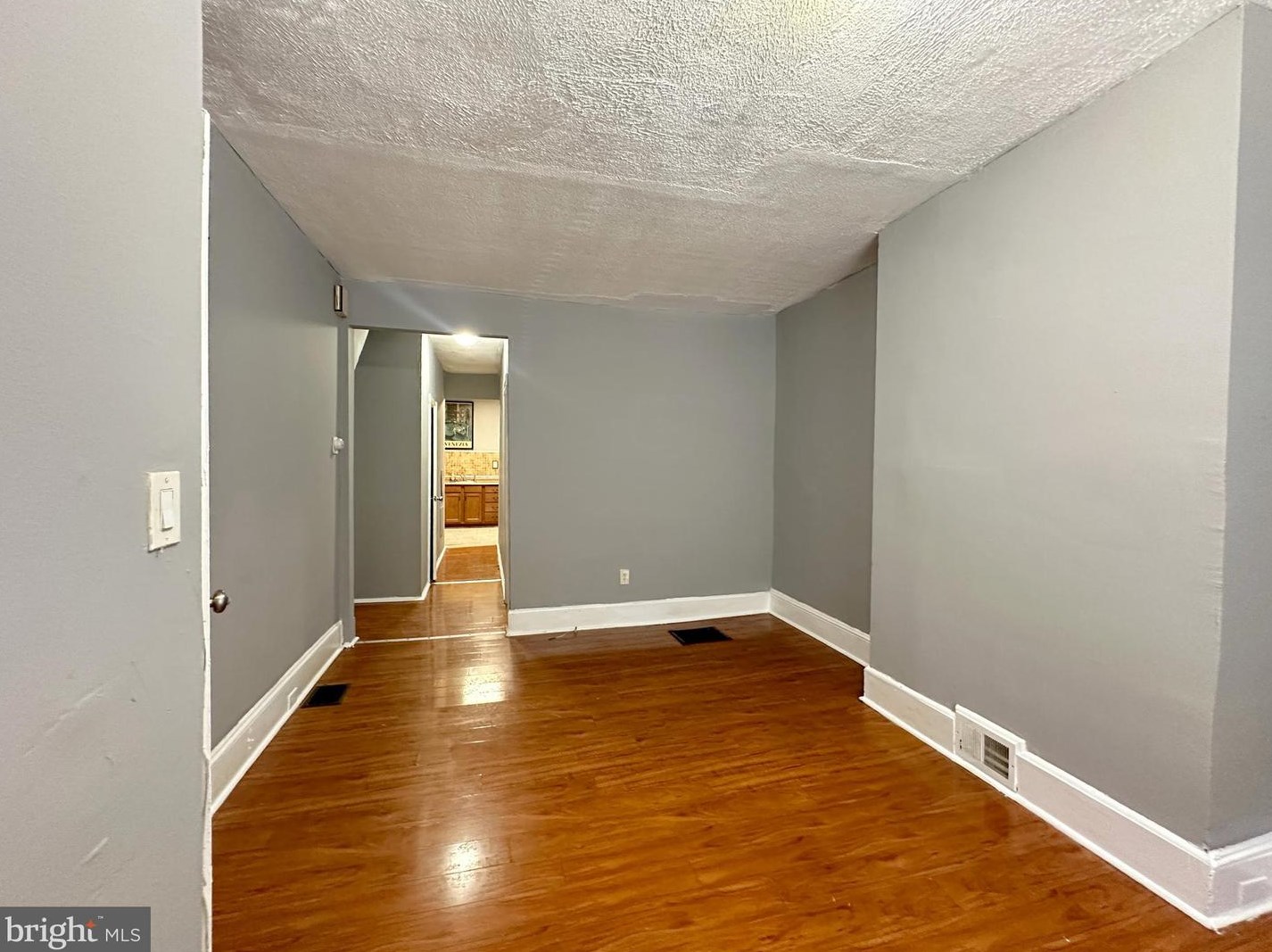 1317 E Price St #1st, Philadelphia, PA 19138