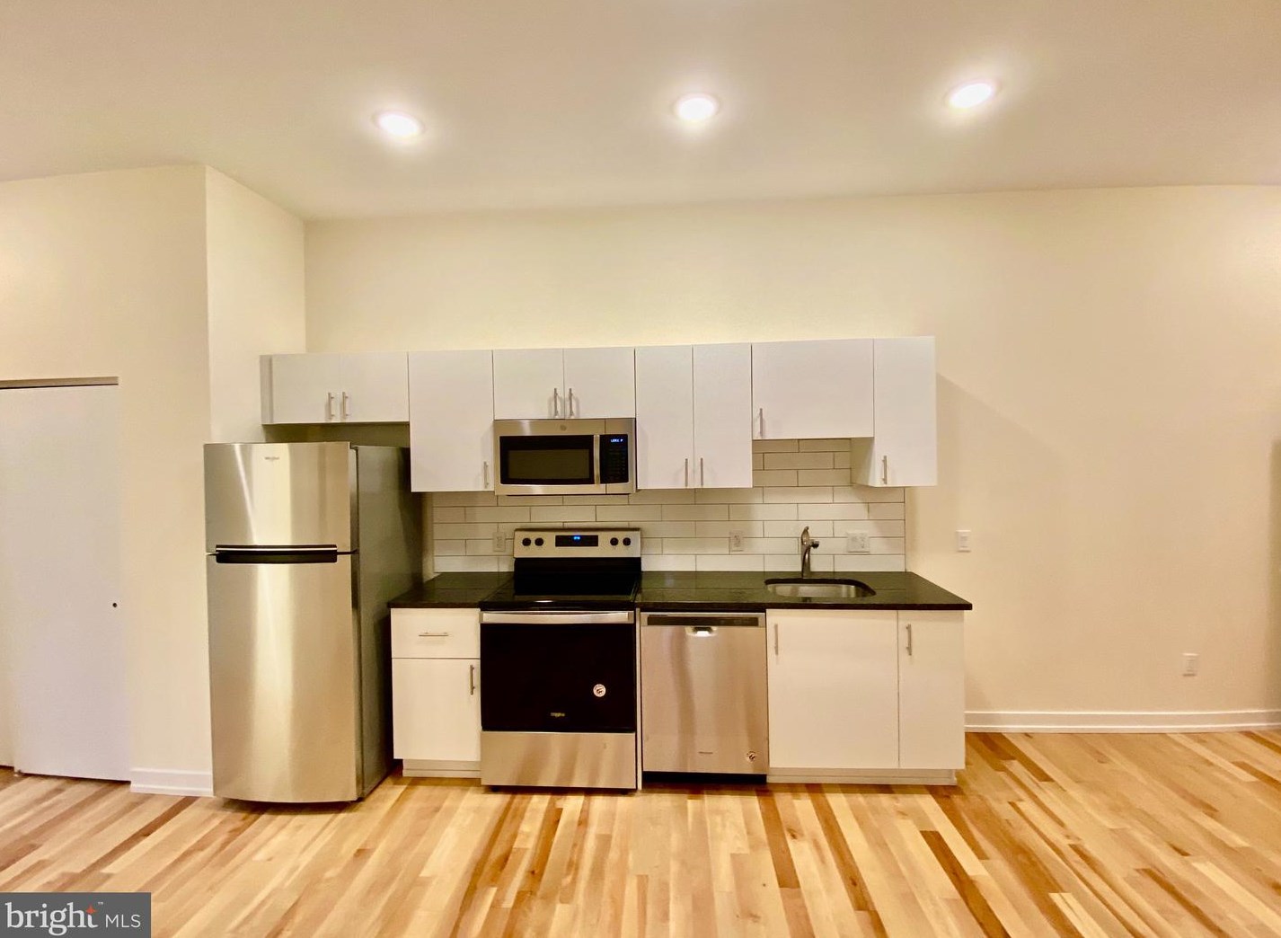 1236 S Broad St #1r, Philadelphia, PA 19146