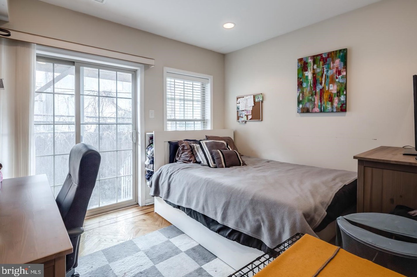 2134 Webster St, Philadelphia, PA 19146