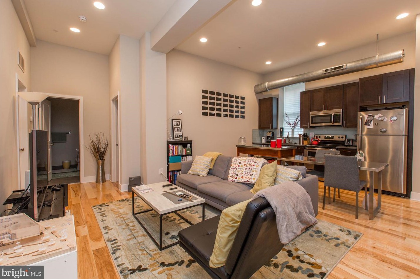 113 Gay St #1, Philadelphia, PA 19127