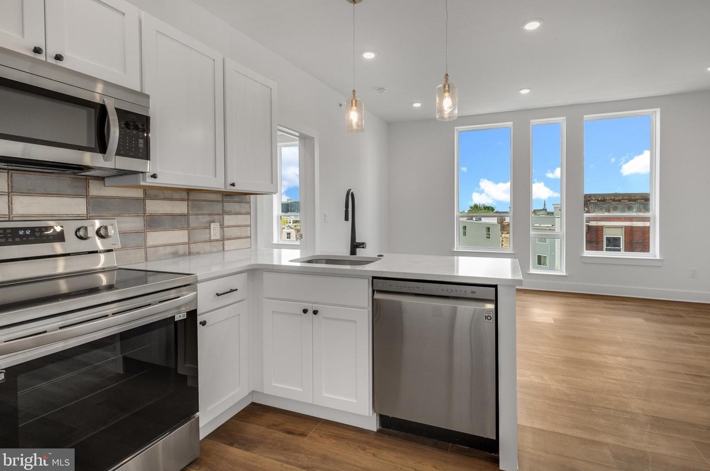 2214 N Front St #304, Philadelphia, PA 19133