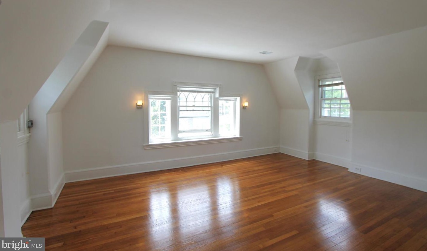 6333 Greene St #3rd Floor, Philadelphia, PA 19144