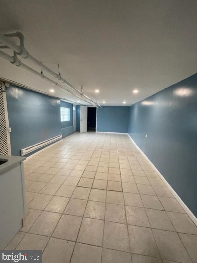 6156 Walker St, Philadelphia PA  19135-3526 exterior