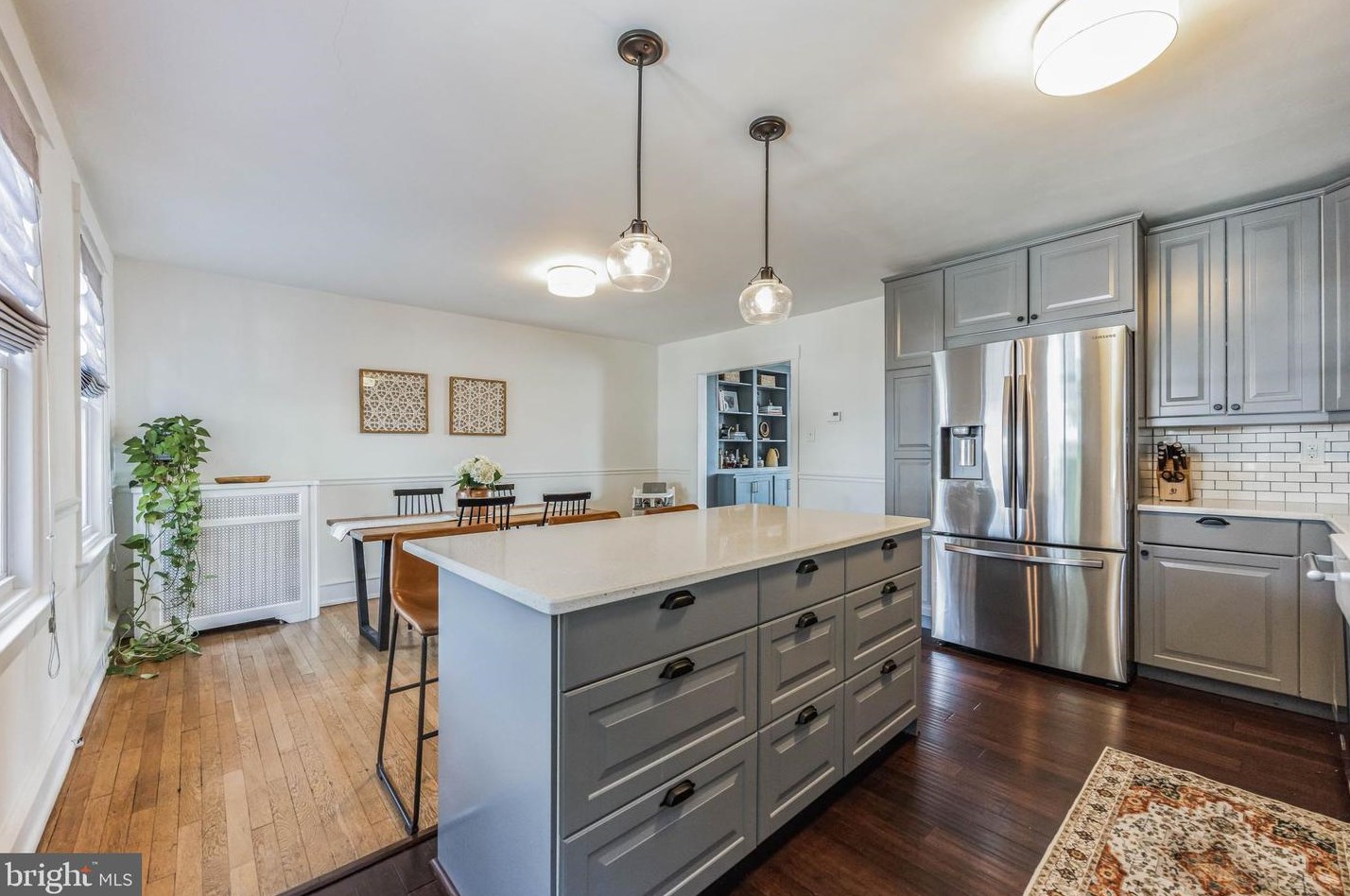 226 Rector St, Philadelphia PA  19128-5035 exterior