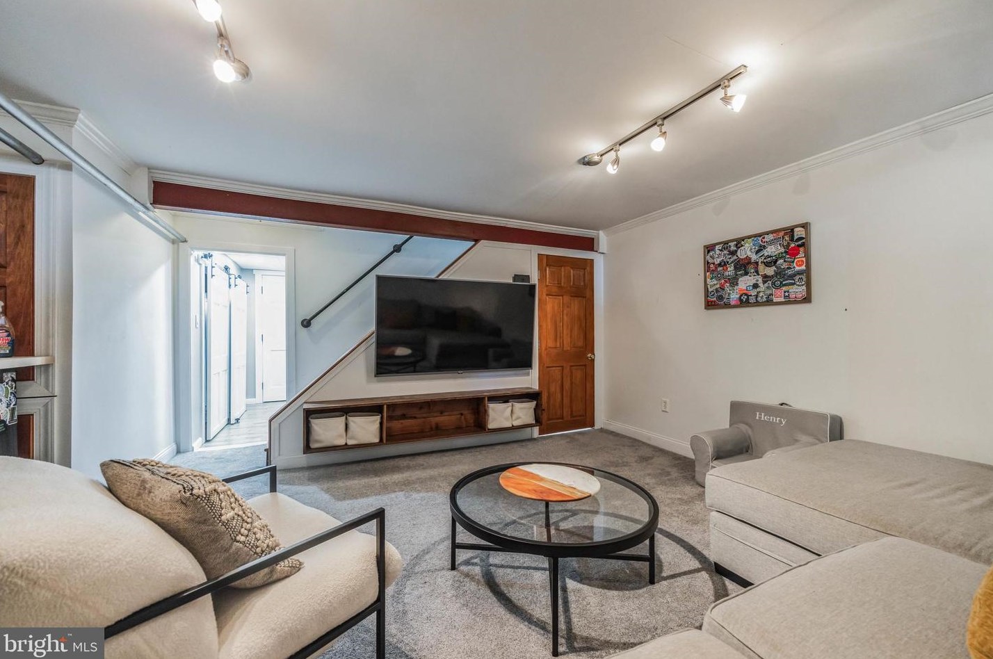 226 Rector St, Philadelphia PA  19128-5035 exterior