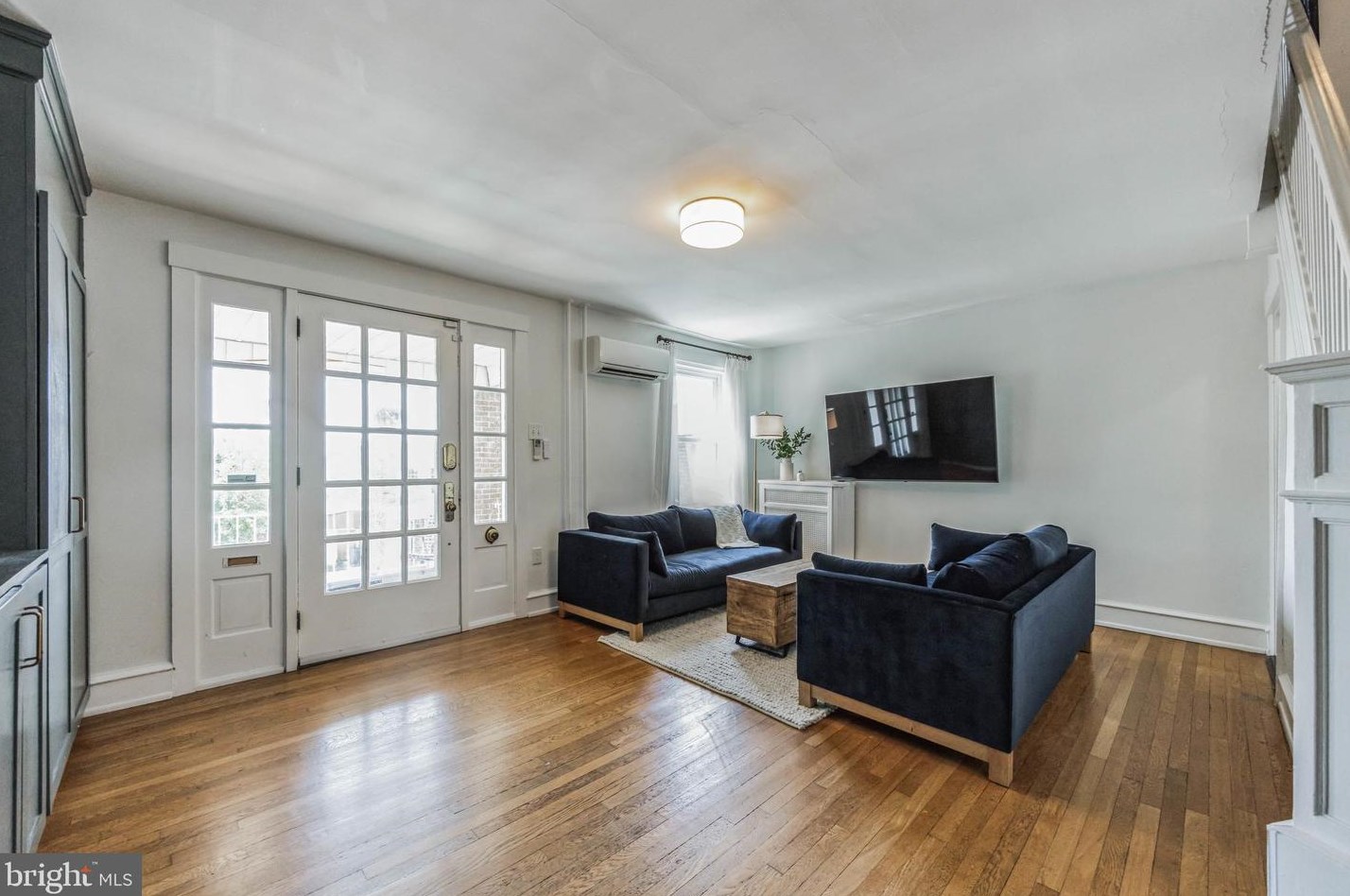 226 Rector St, Philadelphia PA  19128-5035 exterior