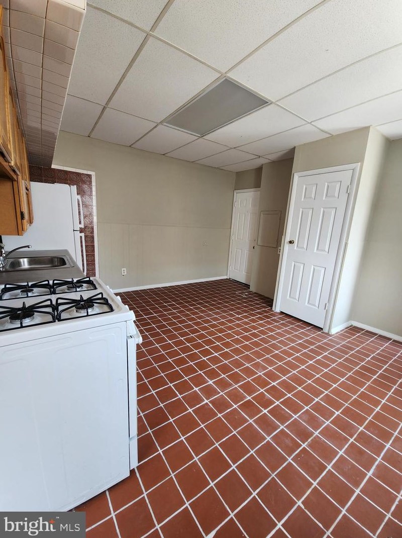 1423 Dickinson St #2f, Philadelphia, PA 19146