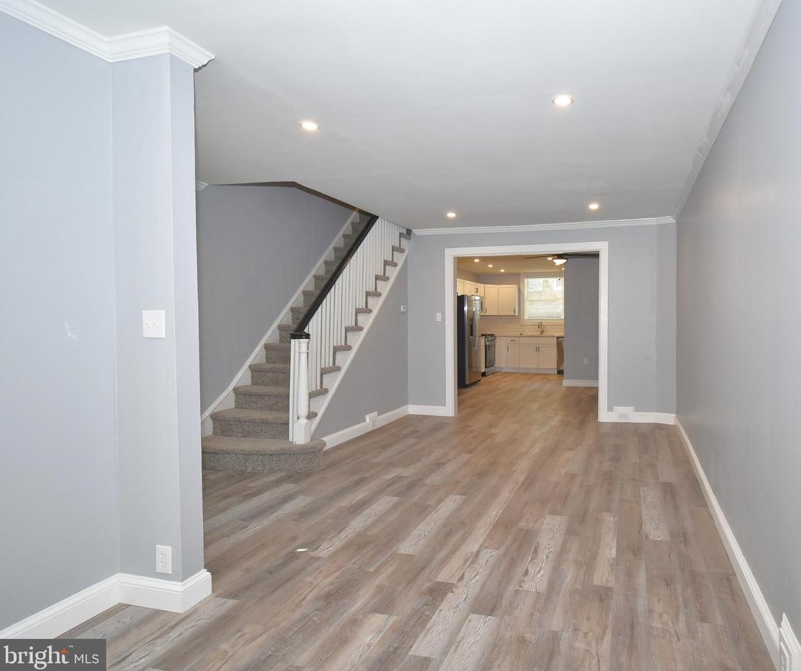 4758 Loring St, Philadelphia, PA 19136-4107