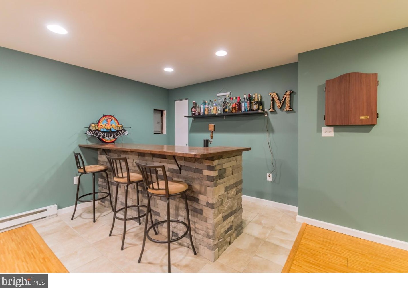 3335 Wiehle St, Philadelphia PA  19129-1751 exterior