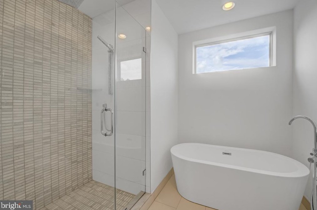 2049 Sigel St, Philadelphia PA 19145-2127 exterior