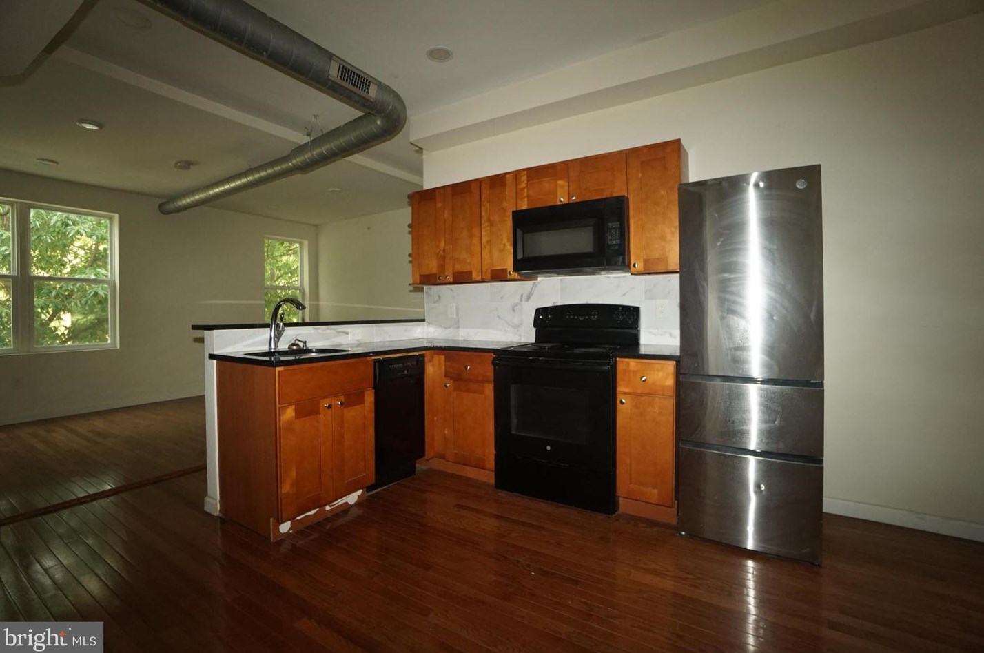 434 S 52nd St #2f, Philadelphia, PA 19143