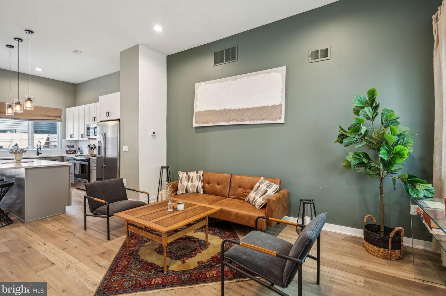 2221 N Hope St, Philadelphia, PA 19133