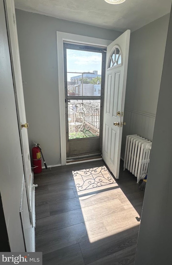 1237 S 13th St #3rd Floor, Philadelphia, PA 19147