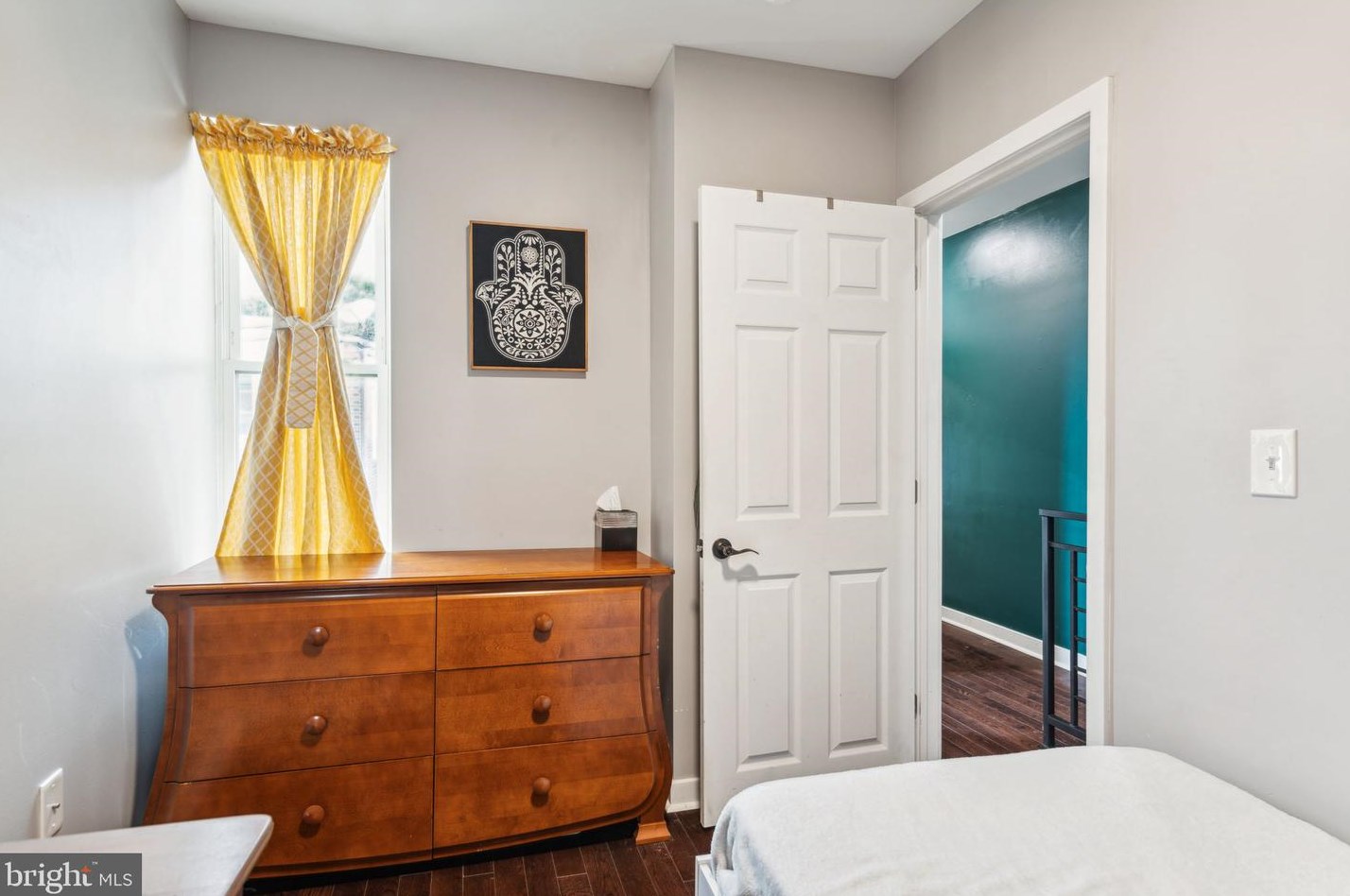 2639 Wilder St, Philadelphia PA  19146-4420 exterior