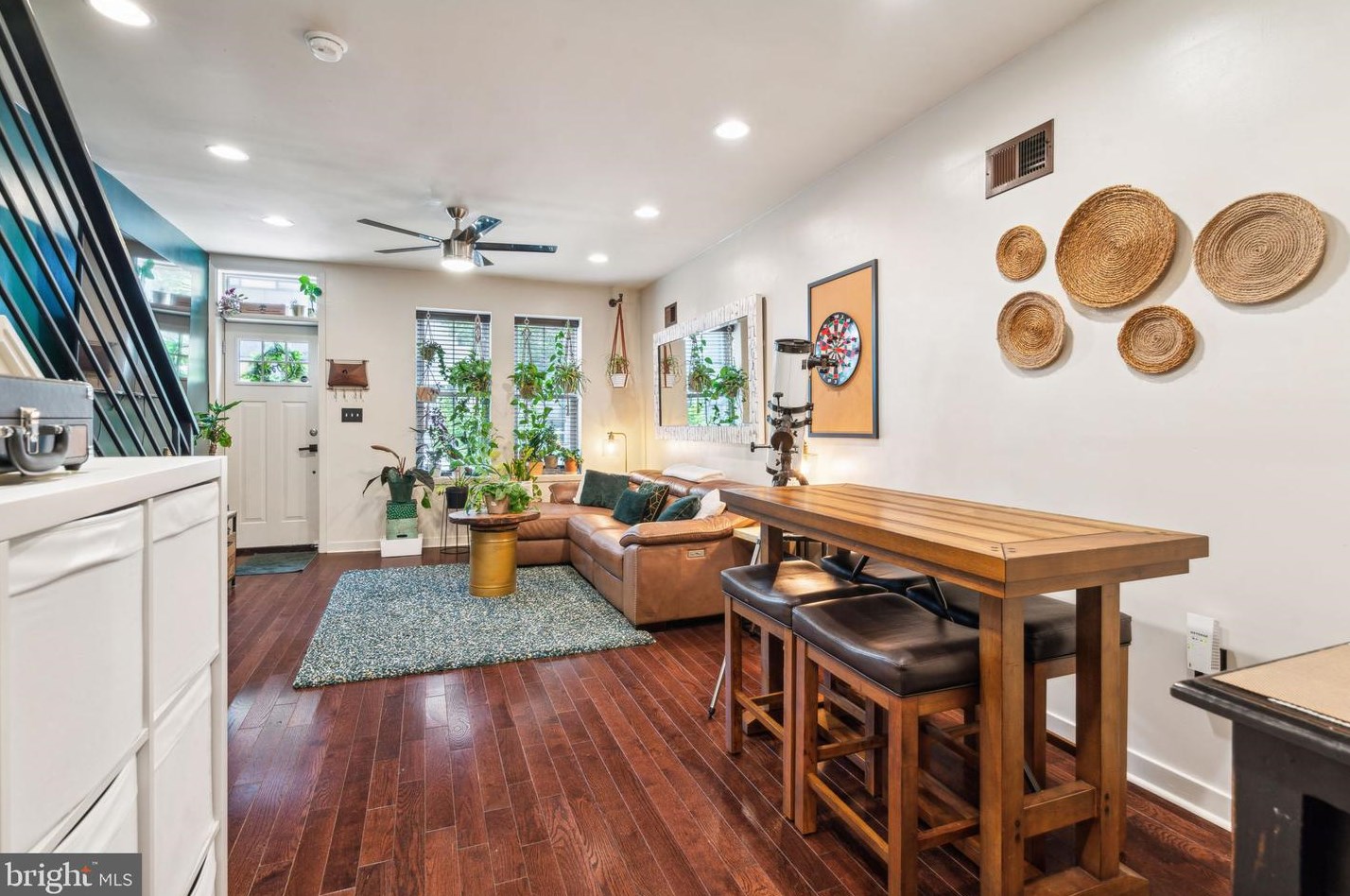 2639 Wilder St, Philadelphia PA  19146-4420 exterior