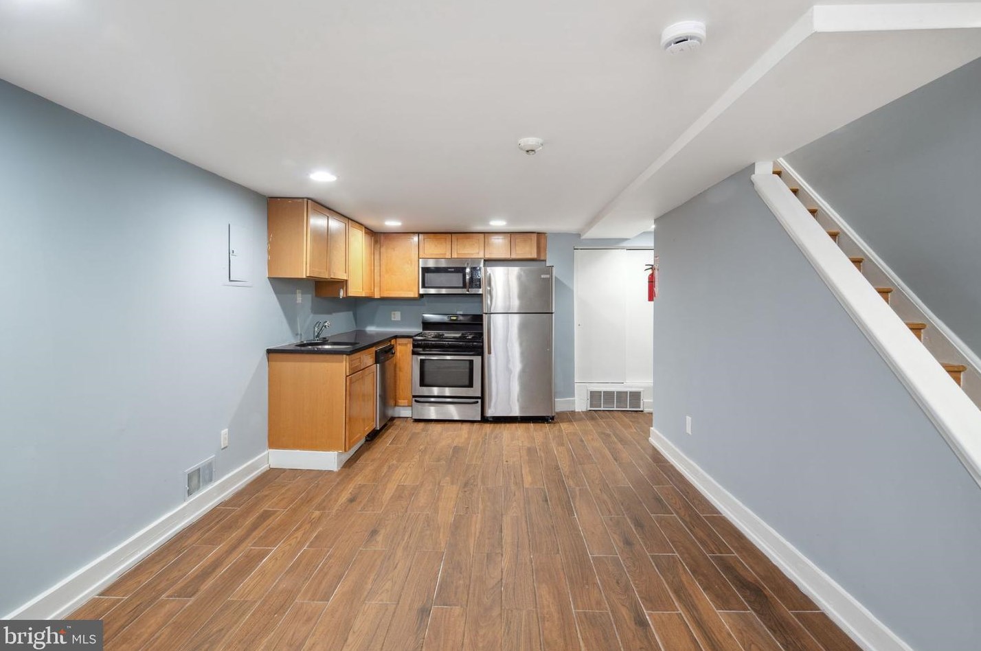 2351 Christian St #b, Philadelphia, PA