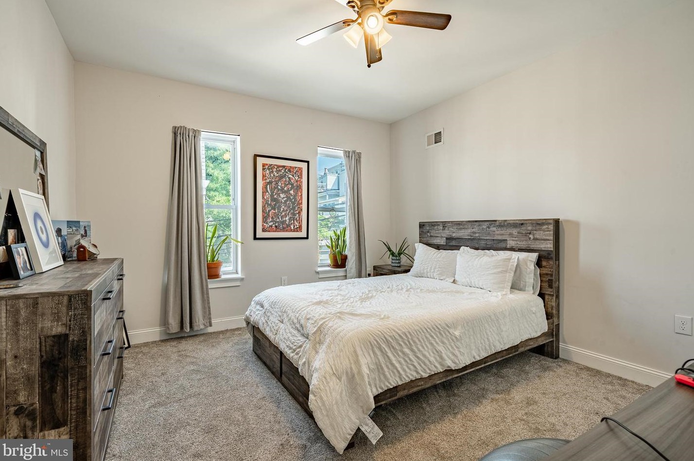 227 Wendover St, Philadelphia PA  19128-5041 exterior