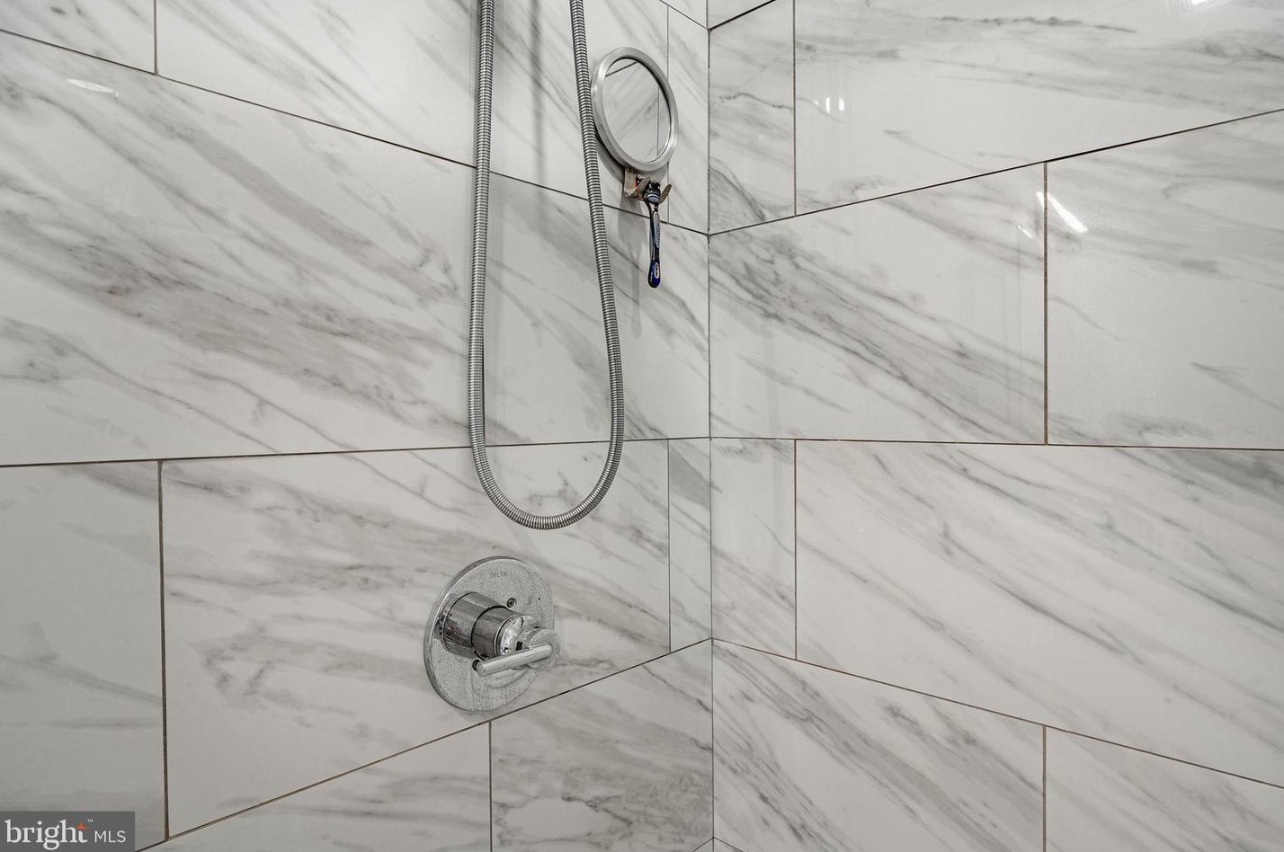 227 Wendover St, Philadelphia PA  19128-5041 exterior