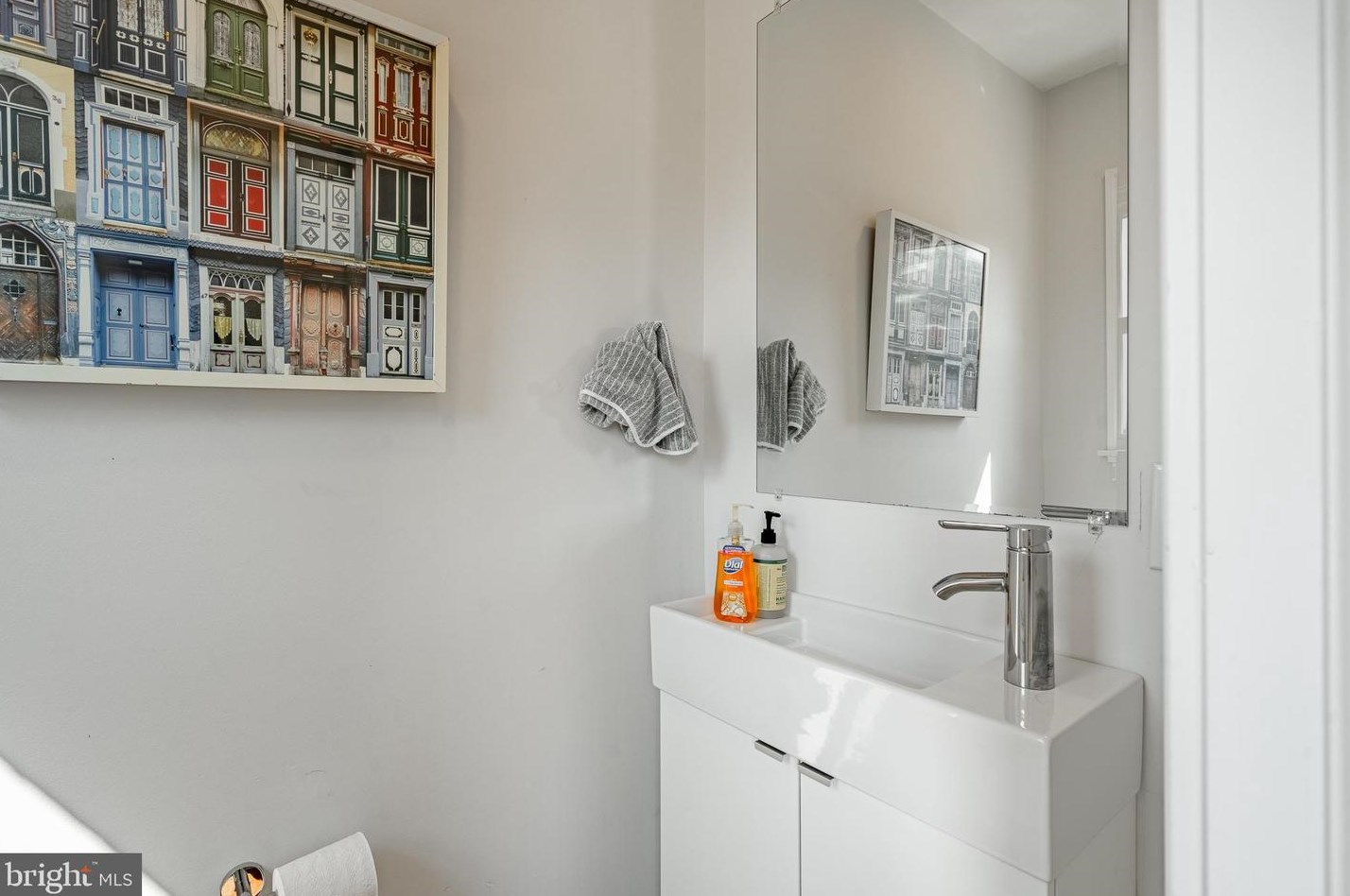 227 Wendover St, Philadelphia PA  19128-5041 exterior