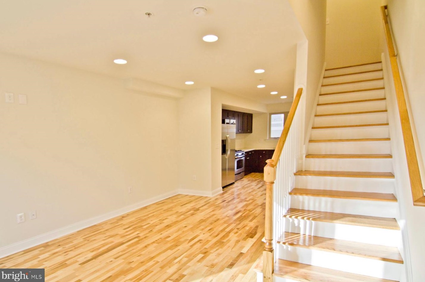 1138 N Hope St, Philadelphia, PA 19123