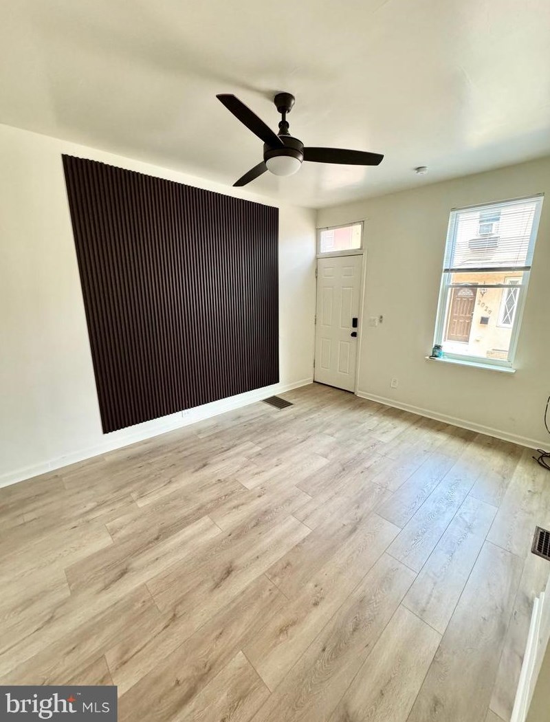 2030 Waterloo St, Philadelphia, PA 19122-1716