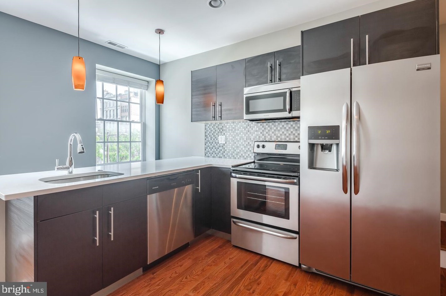 301 Market St #3r, Philadelphia, PA 19106