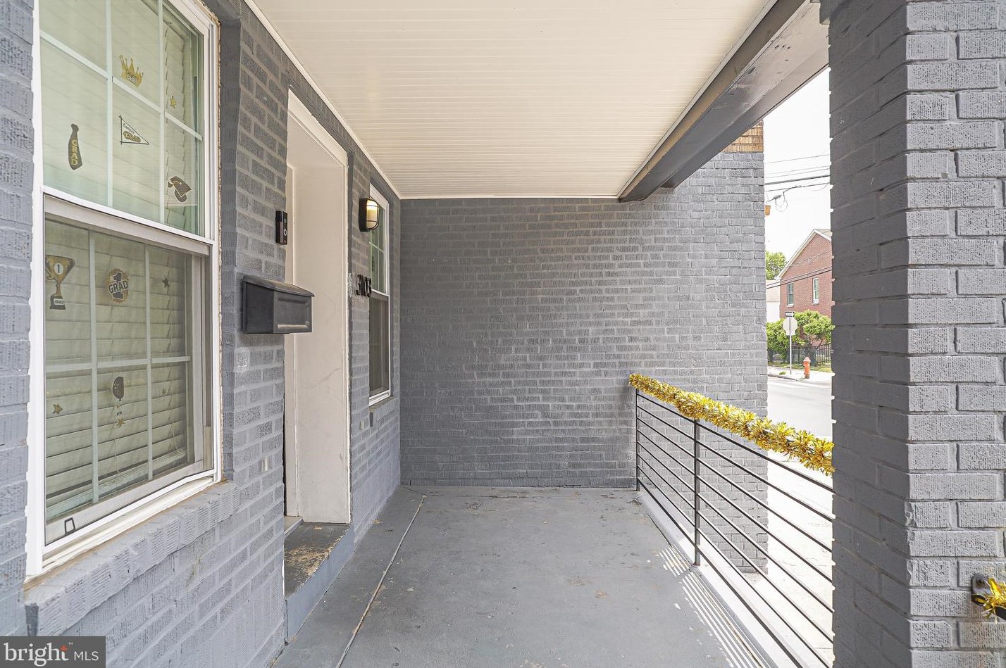 3103 Tasker St, Philadelphia PA  19145-1120 exterior