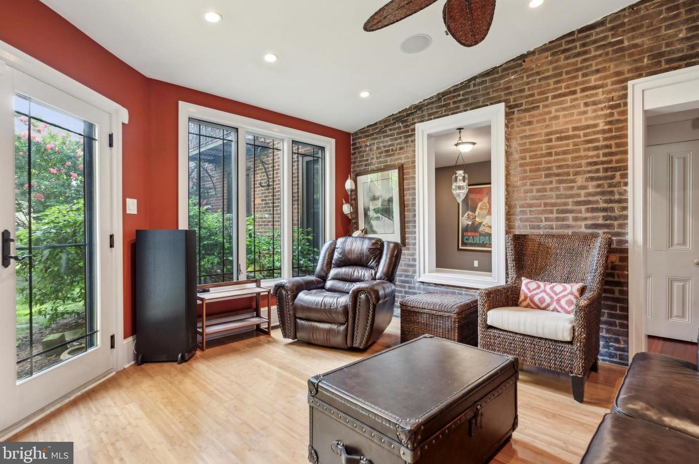 6113 Ridge Ave, Philadelphia, PA 19128-1603