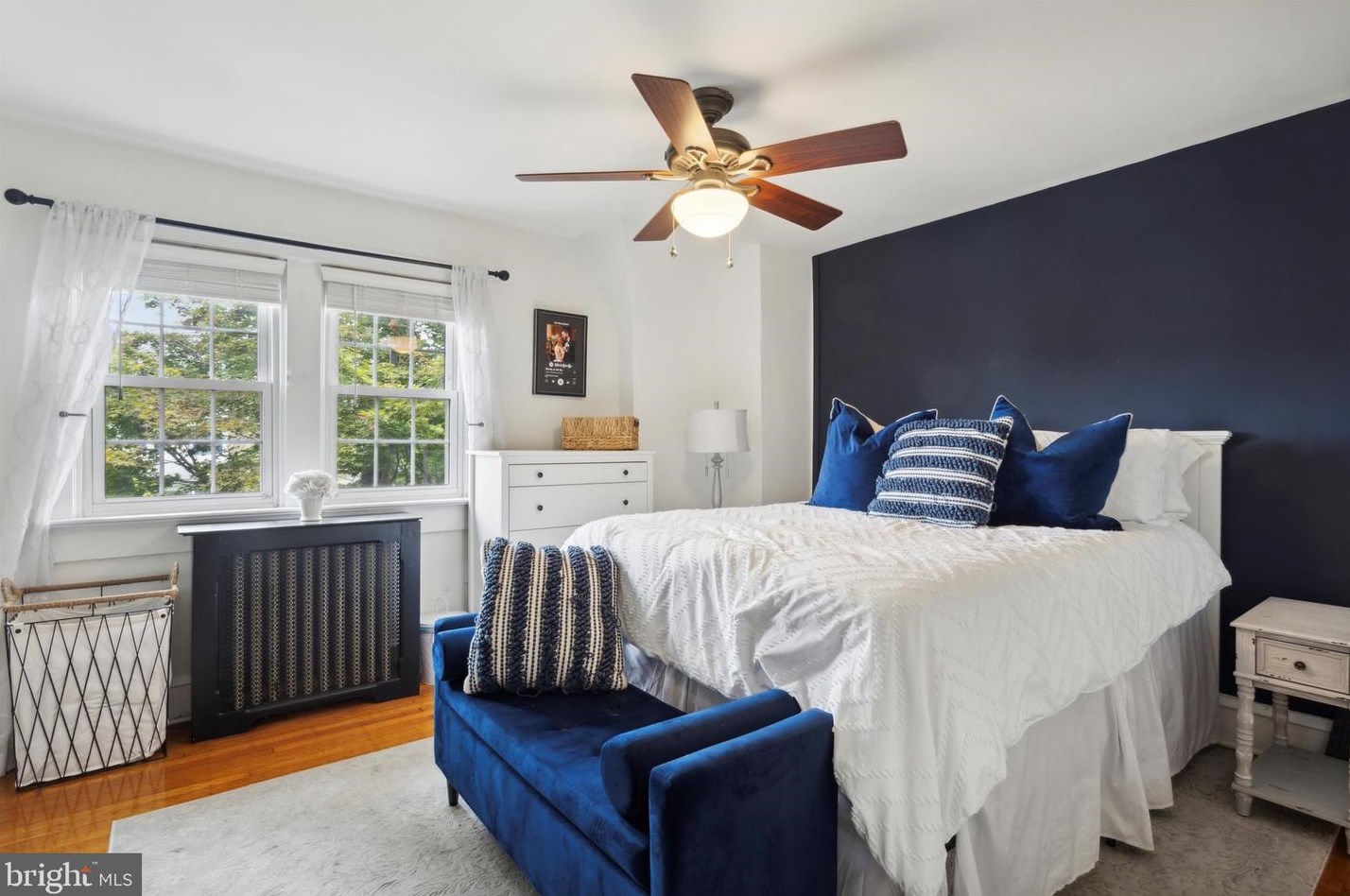 3402 Queen Ln, Philadelphia PA  19129-1441 exterior