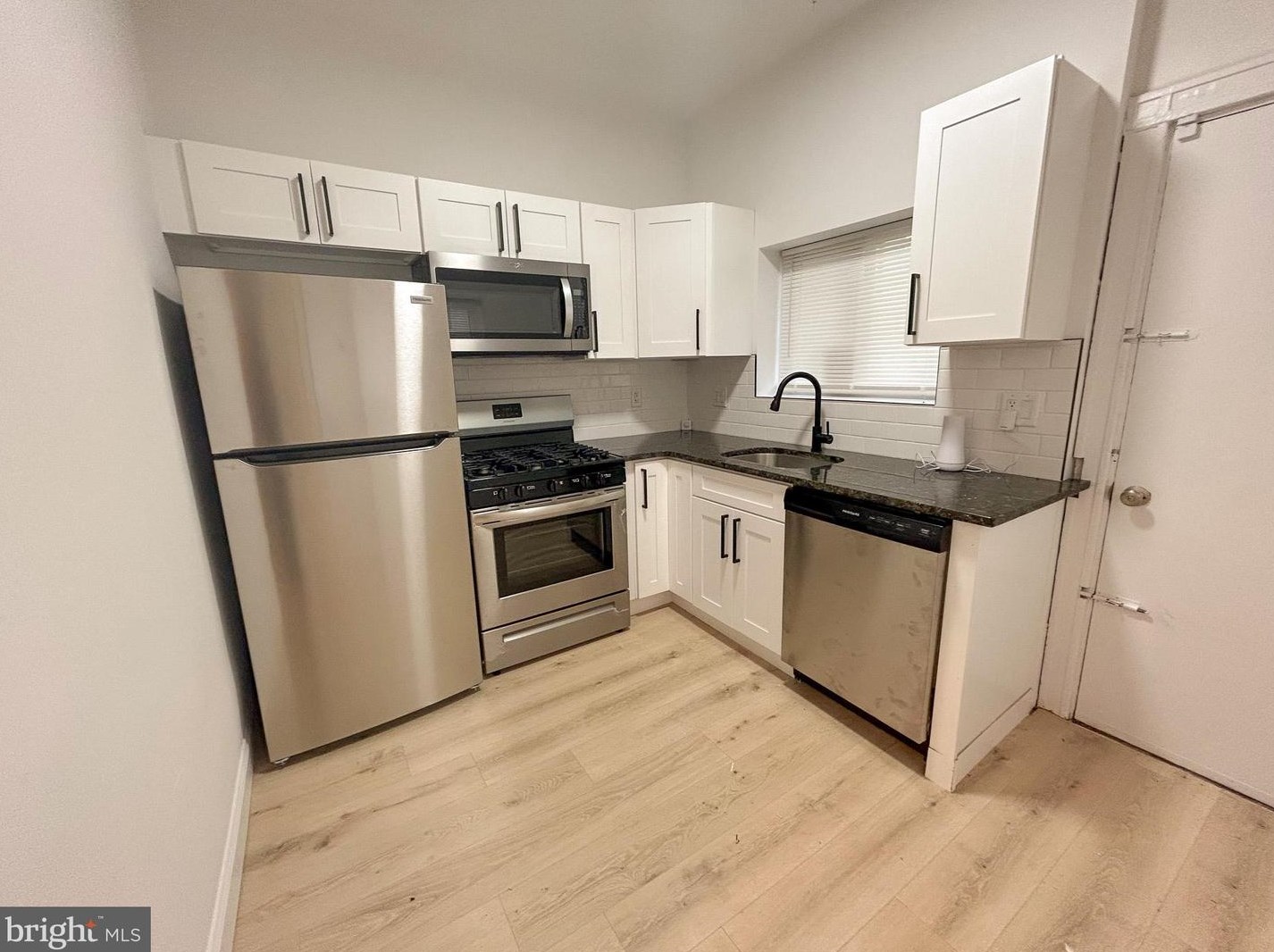 1910 N Myrtlewood St, Philadelphia, PA 19121