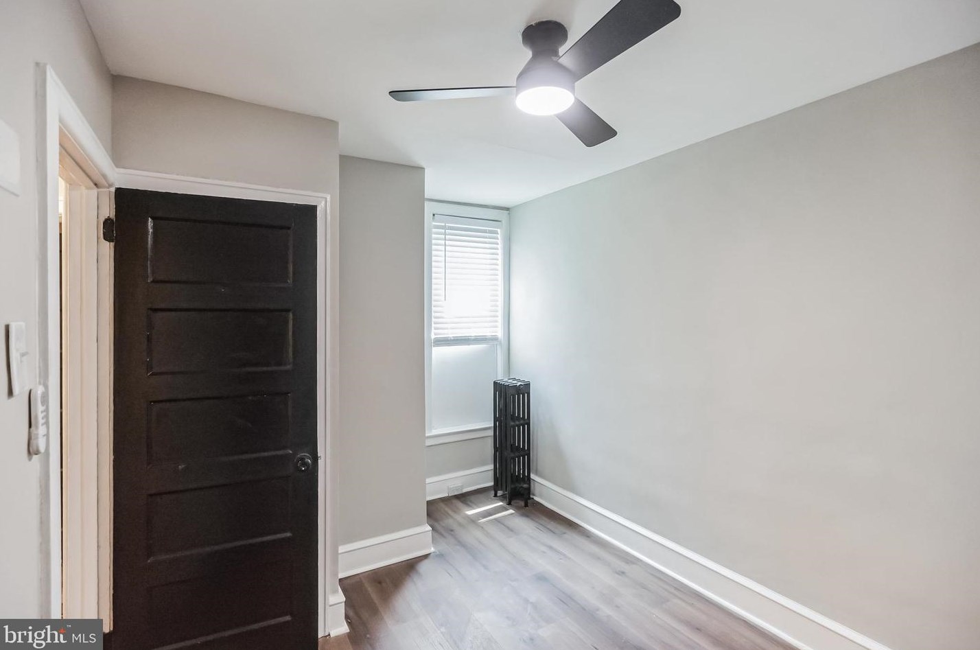 202 Sparks St, Philadelphia PA 19120-1417 exterior