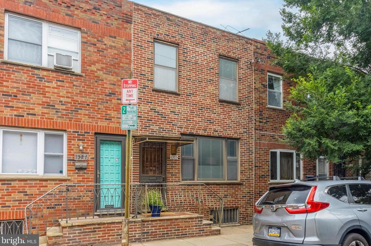 1325 Mifflin St, Philadelphia, PA 19148-2120