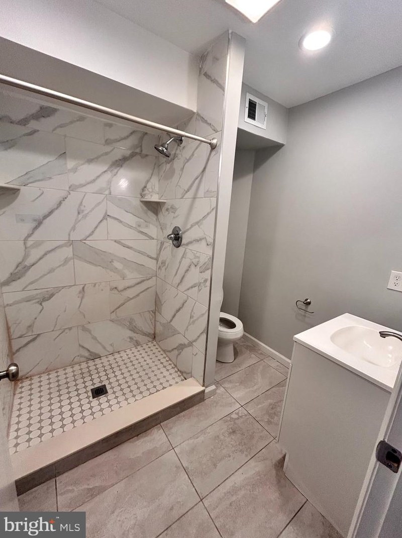 4013 Norris St, Philadelphia PA 19122-1717 exterior