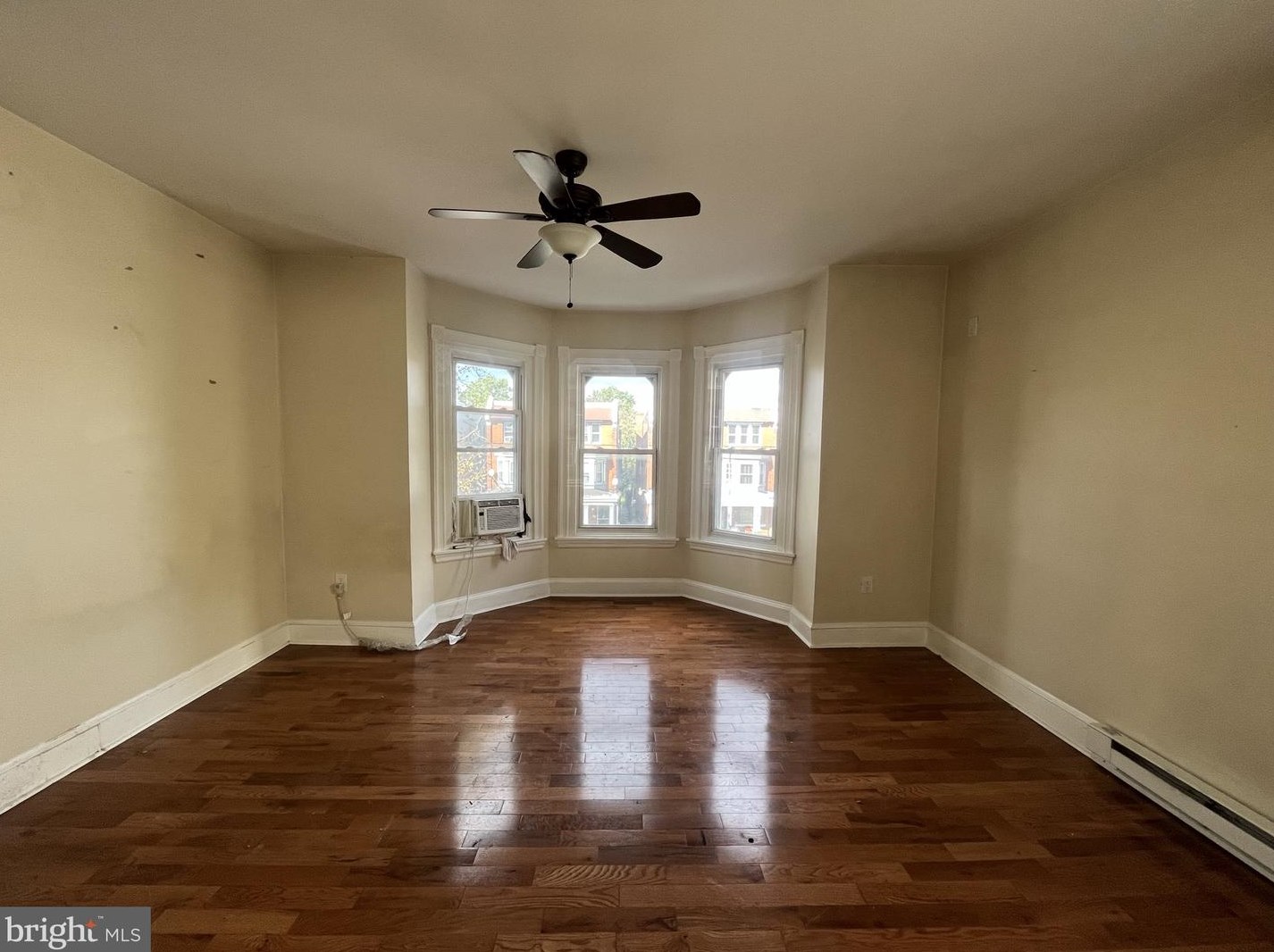 5028 Walnut St #2r, Philadelphia, PA 19139