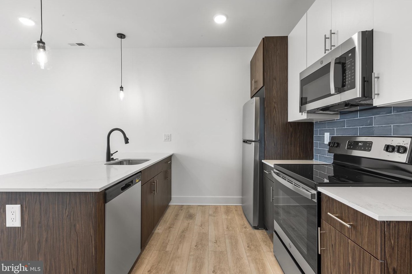943 Washington Ave #403, Philadelphia, PA 19147