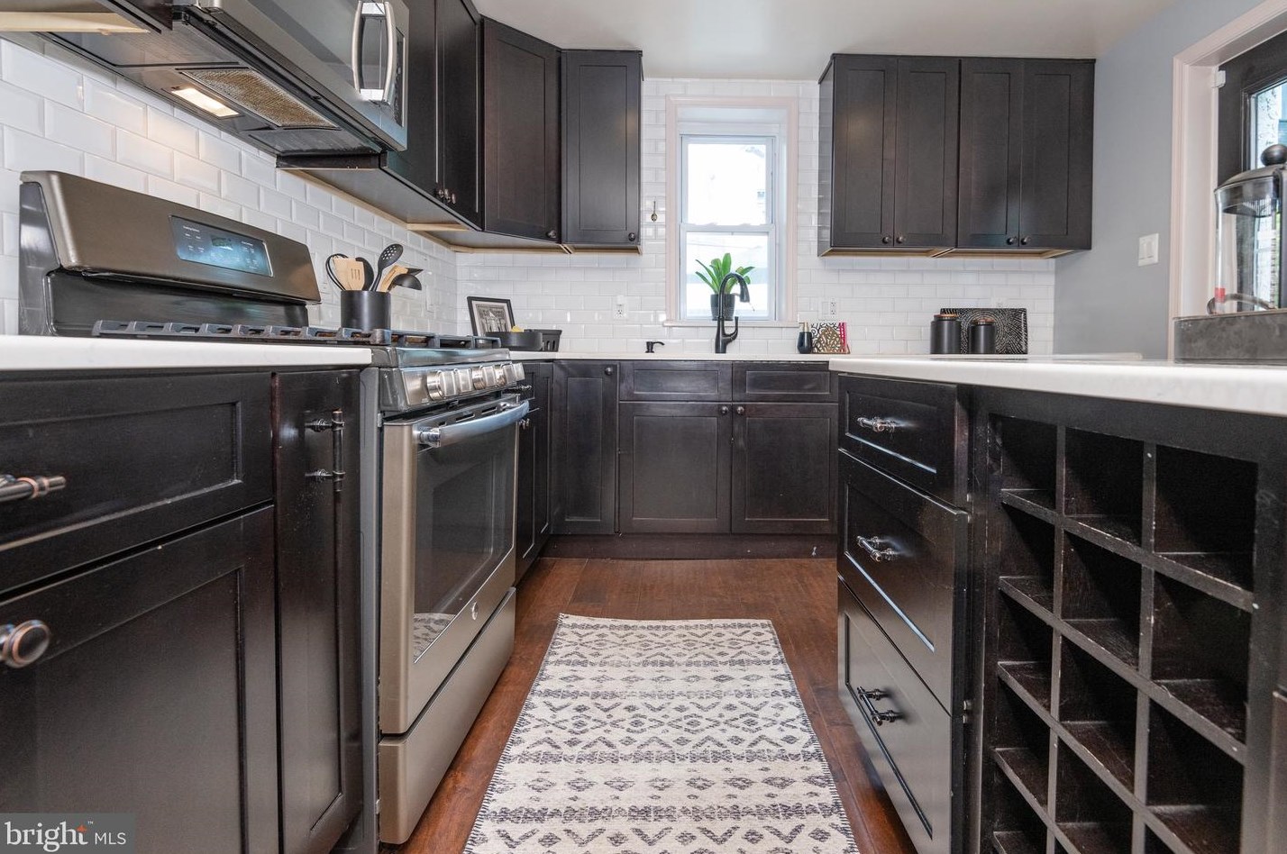 1011 Randolph St, Philadelphia PA  19123-1409 exterior