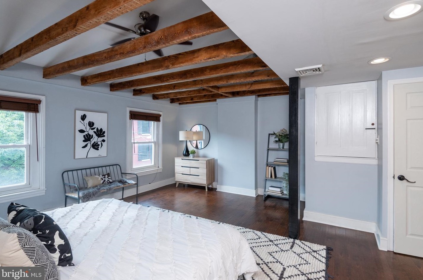 1011 Randolph St, Philadelphia PA  19123-1409 exterior