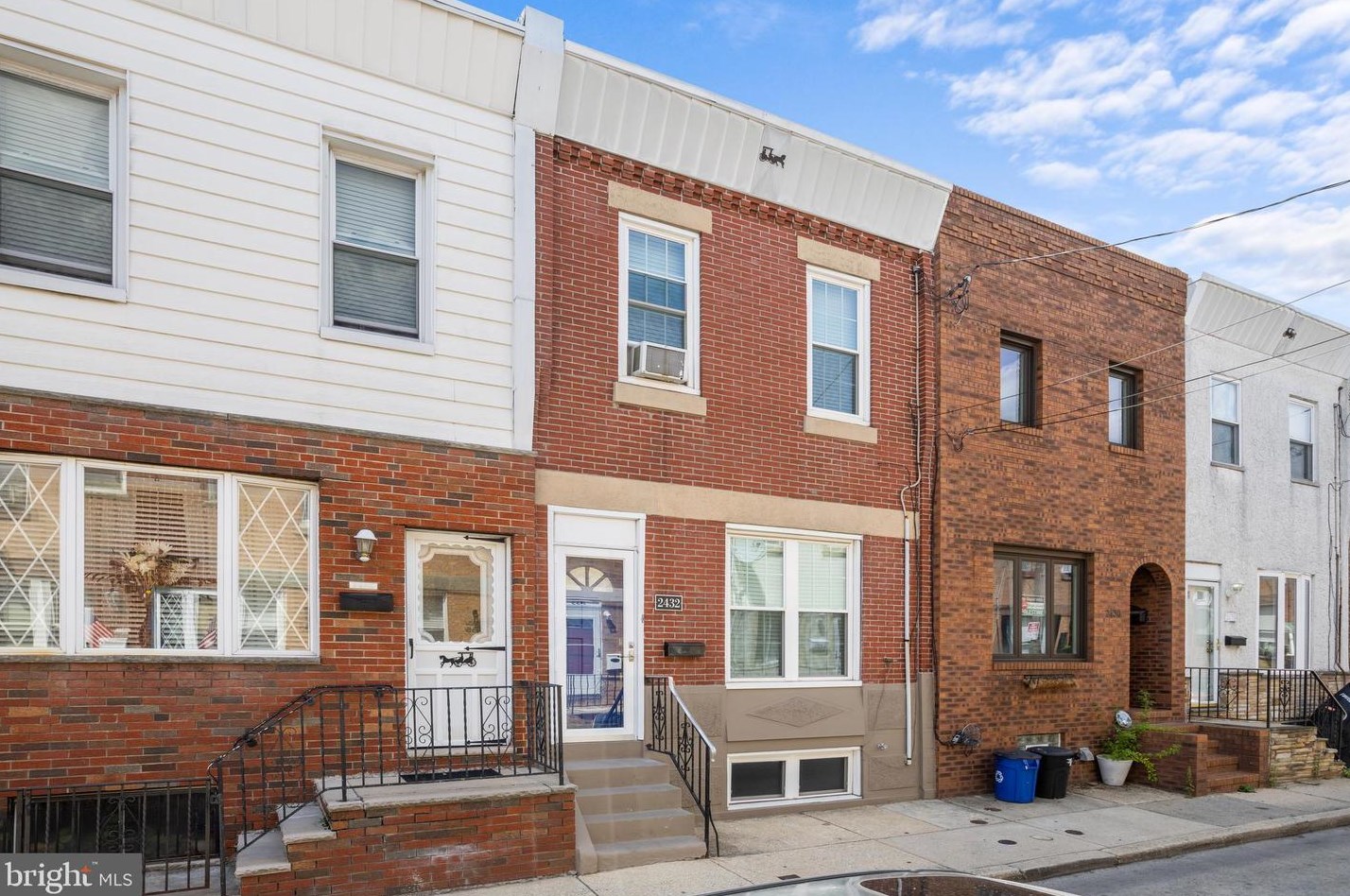 2432 S Chadwick St, Philadelphia, PA 19132
