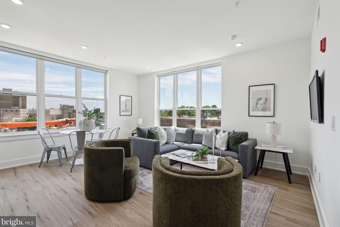 139 W Chelten Ave #303, Philadelphia, PA 19144