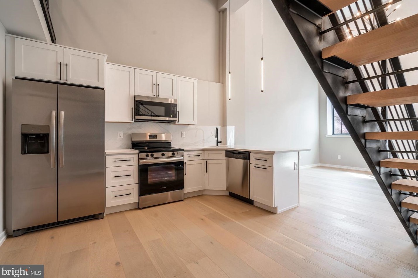 719 Dickinson St #2b, Philadelphia, PA 19147