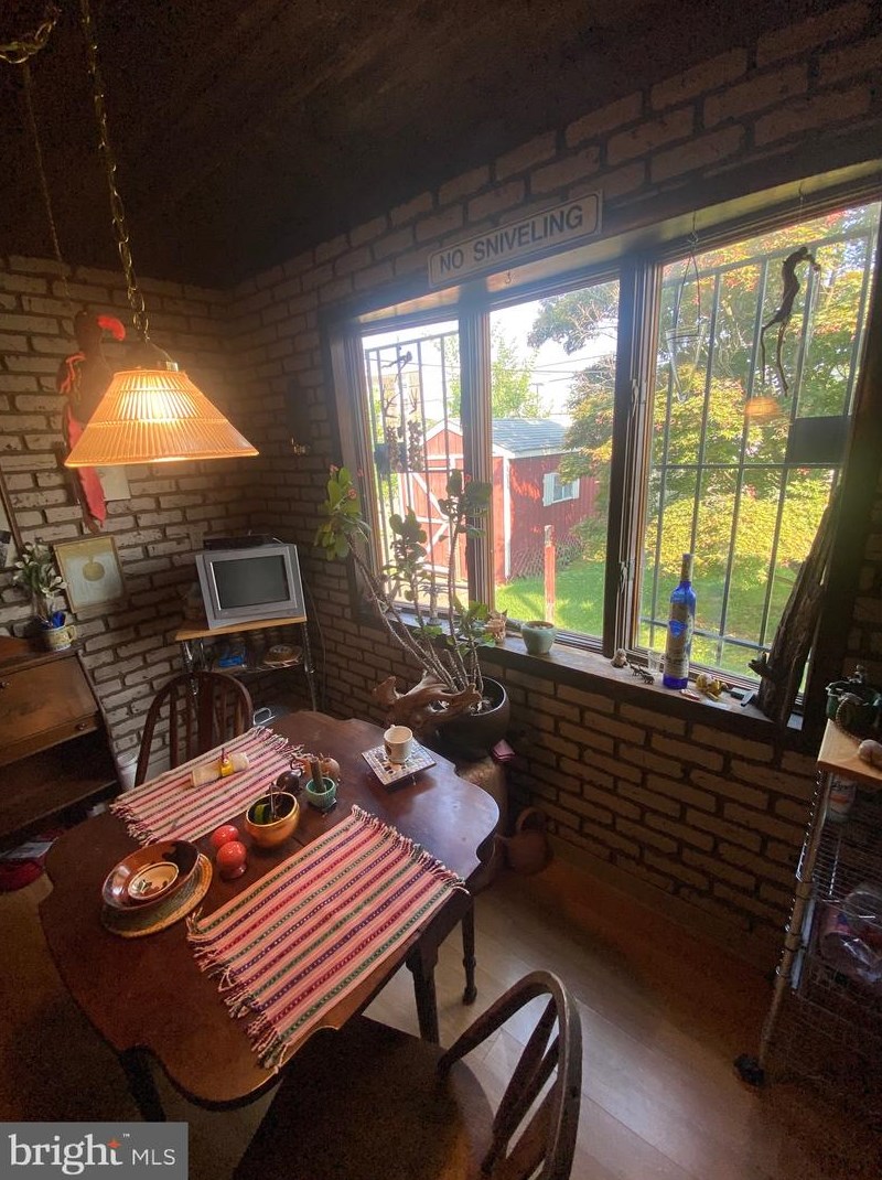 6104 Walker St, Philadelphia PA 19135-3525 exterior