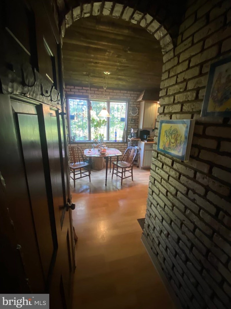 6104 Walker St, Philadelphia PA 19135-3525 exterior