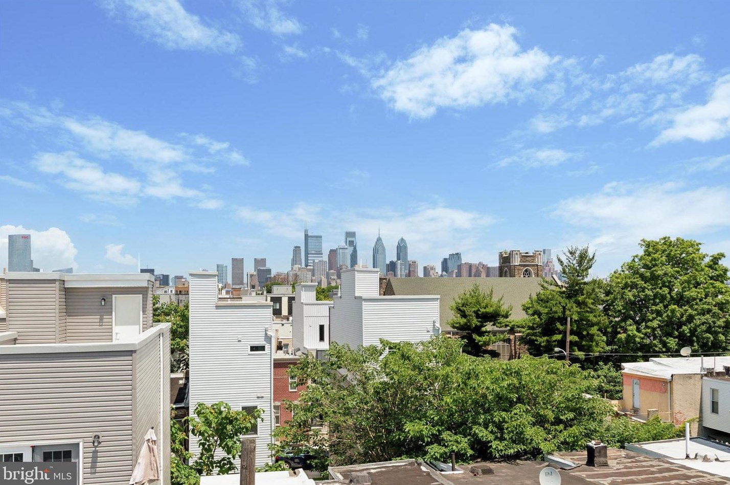 2120 Mountain St, Philadelphia PA  19145-1306 exterior